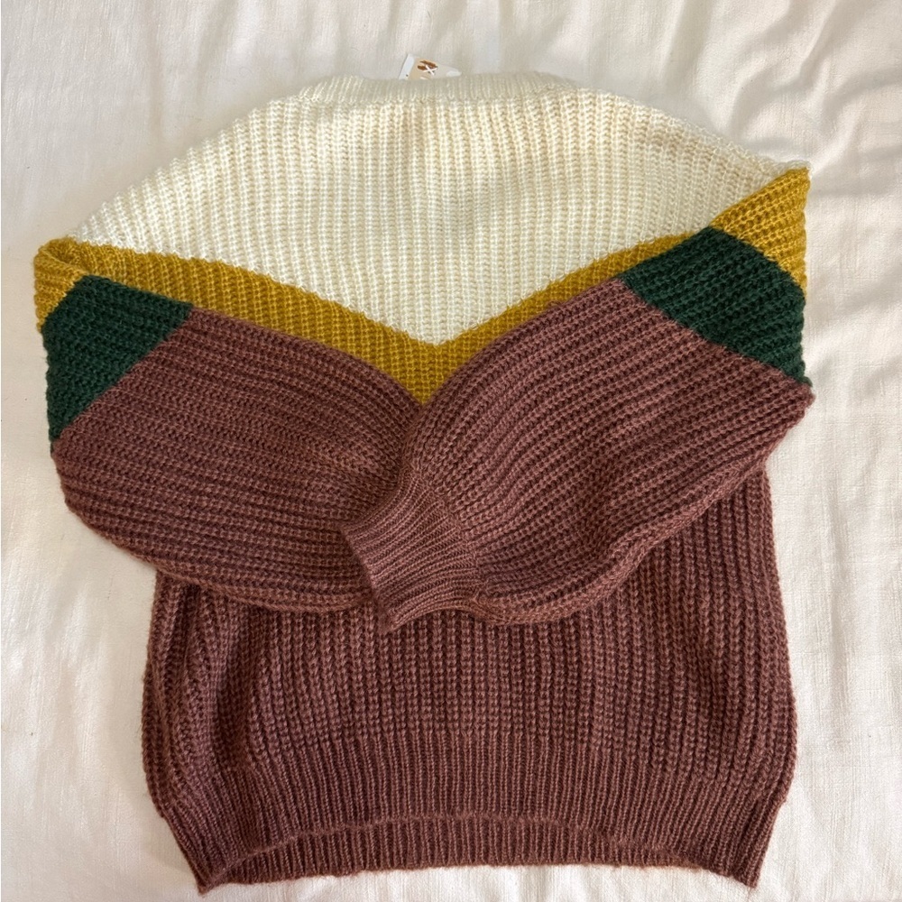 Colorblock Knit Sweater - Picture 2 of 5